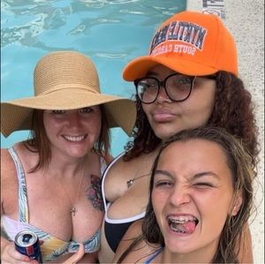 Meet your Posher, Jayme